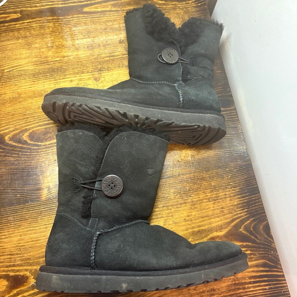 UGG Black Bailey Button Boots‎ Size 9